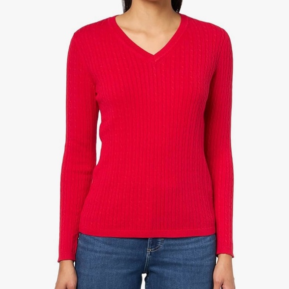 Tommy Hilfiger | Cotton Cable Ivy V-Neck Long Sleeve Knit Sweater Scarlet (M) - Picture 3 of 11